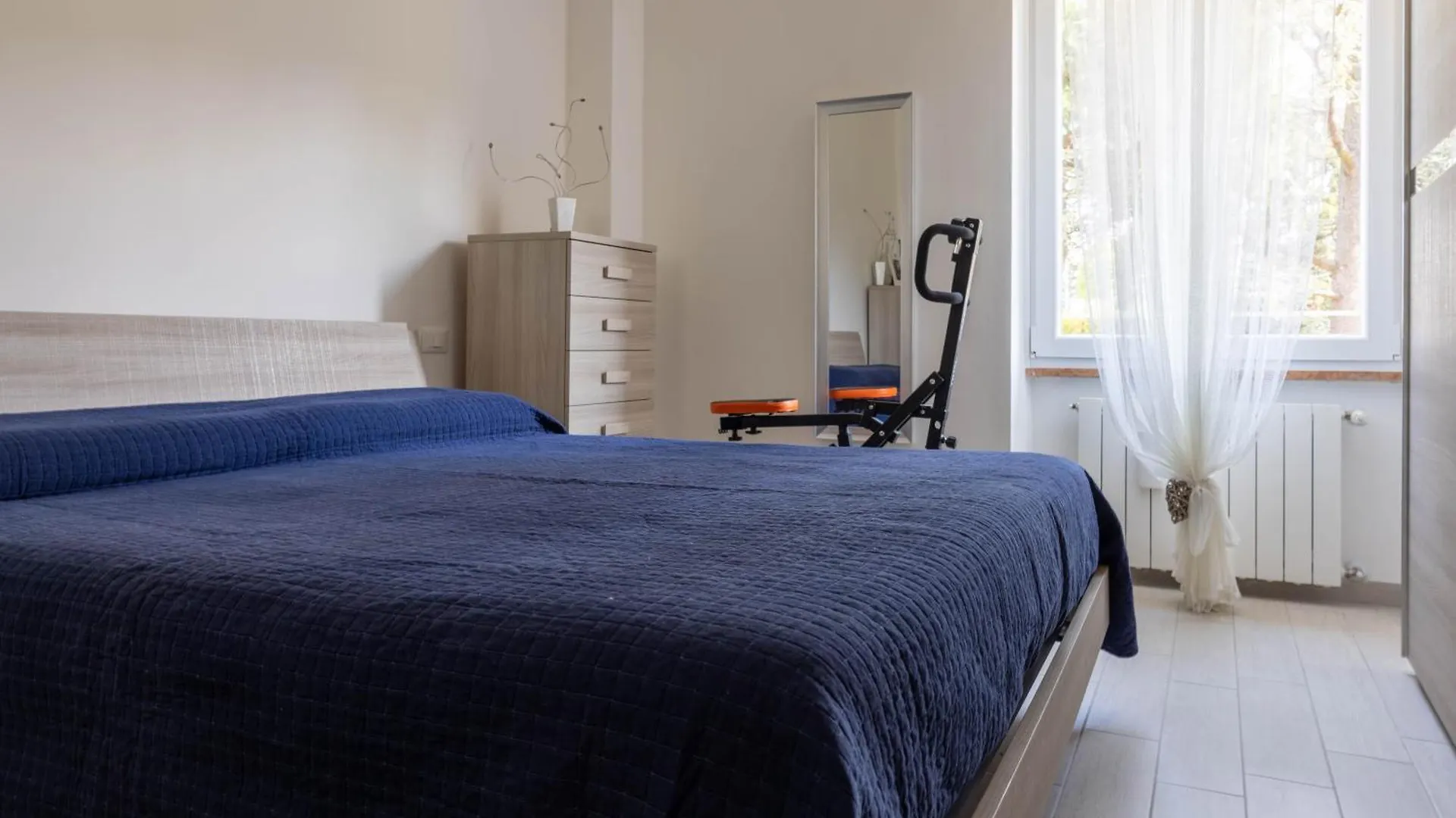 Estate Apartment Desenzano del Garda 0*,  Italy