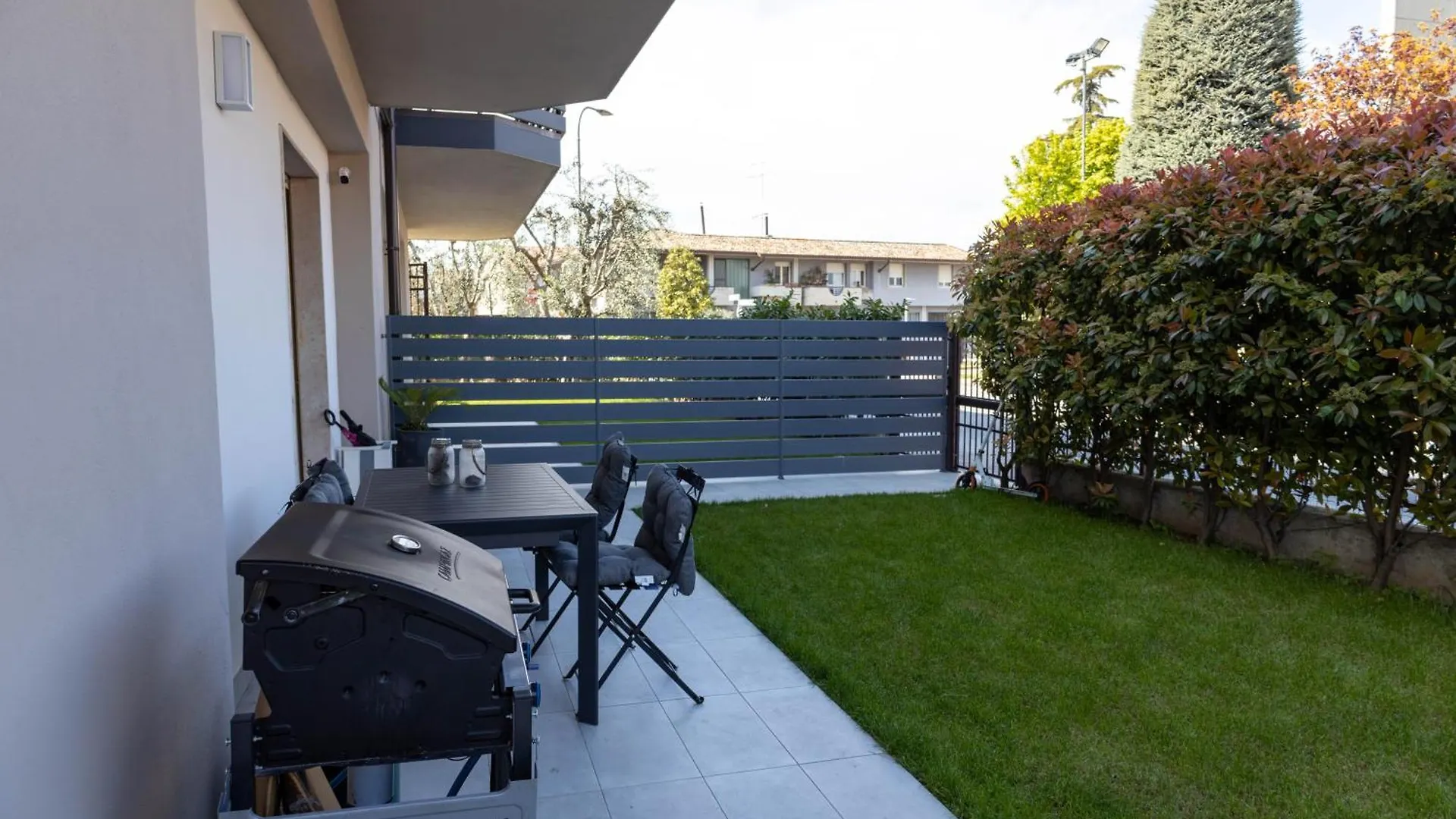 Estate Apartment Desenzano del Garda