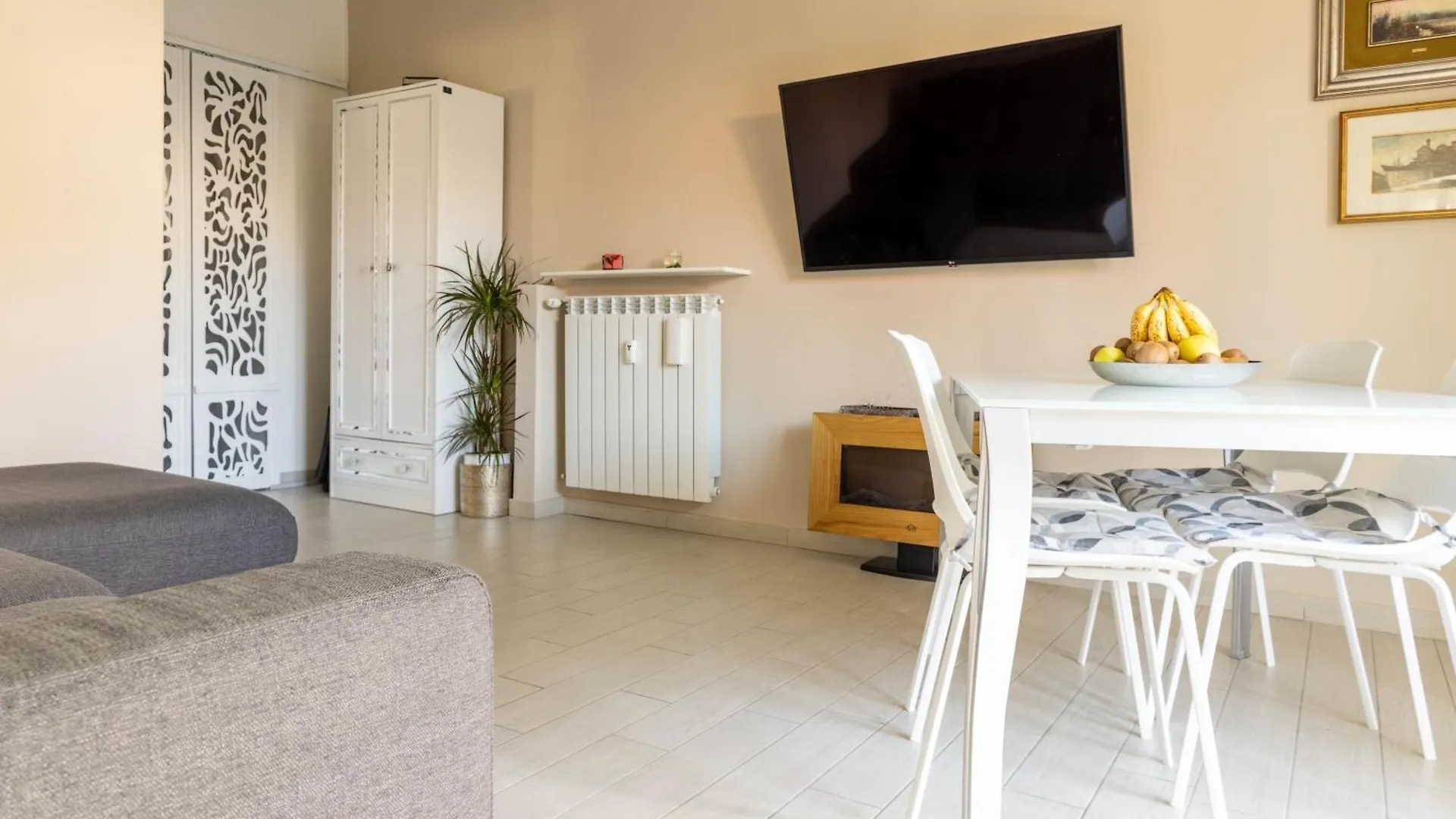Estate Apartment Desenzano del Garda
